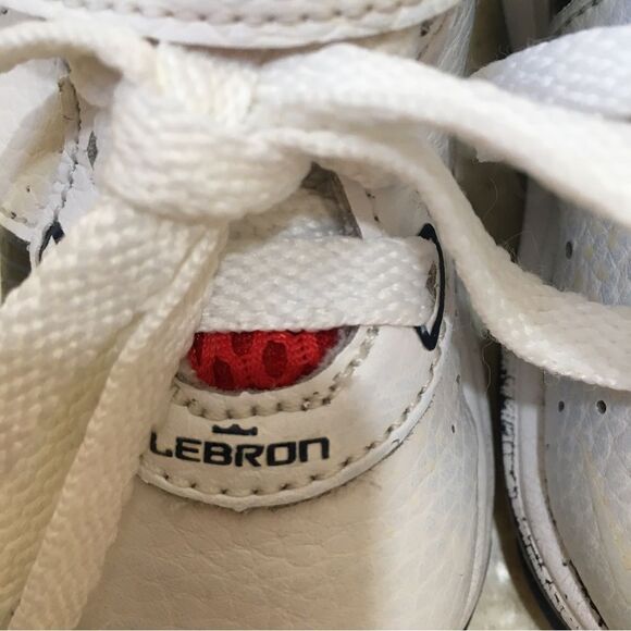 NIKE LEBRON JAMES SNEAKERS‎ - Picture 4 of 9